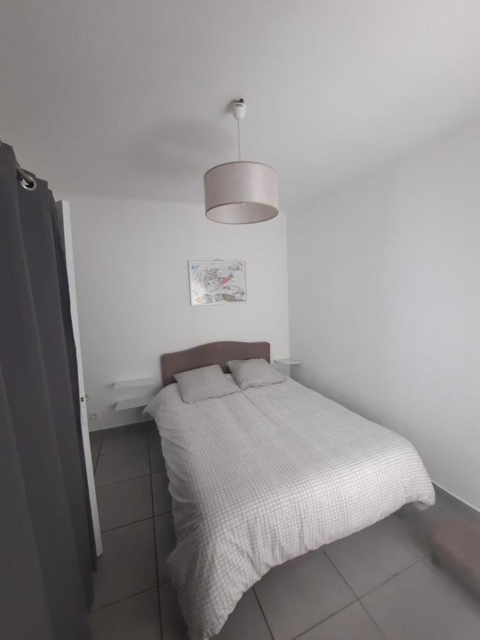 Agreable Appartement T2 Proche Centre Nîmes Esterno foto