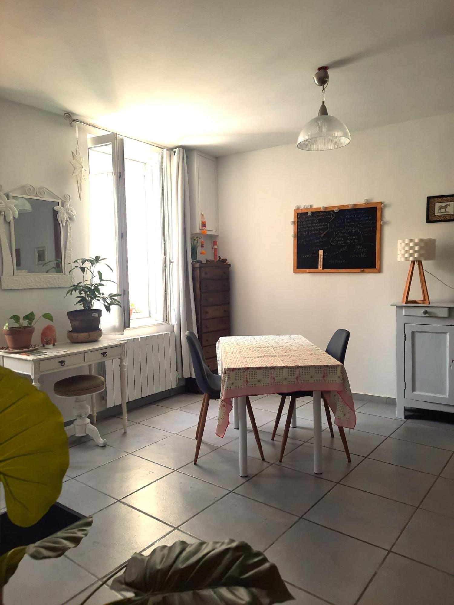 Agreable Appartement T2 Proche Centre Nîmes Esterno foto