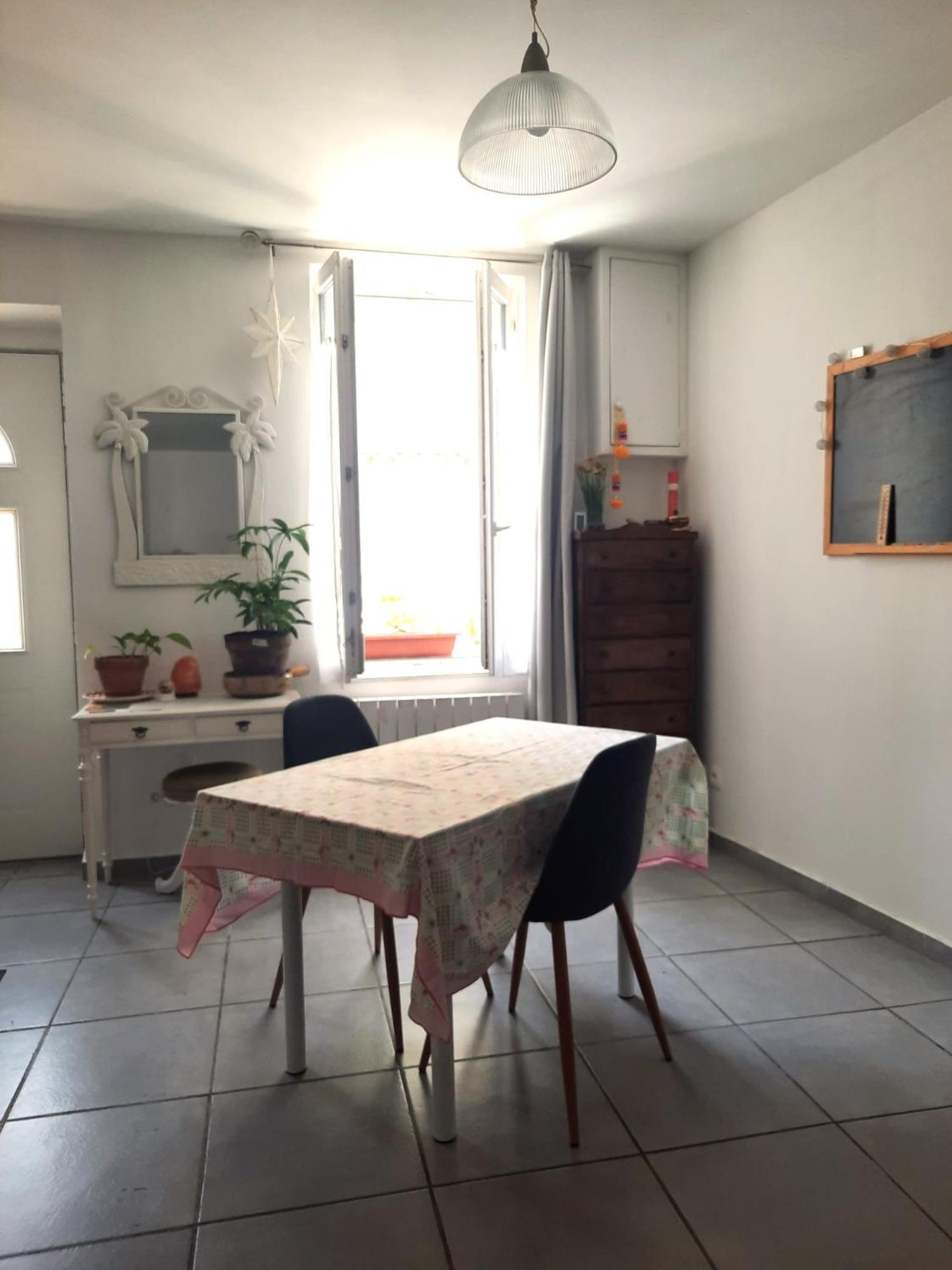 Agreable Appartement T2 Proche Centre Nîmes Esterno foto